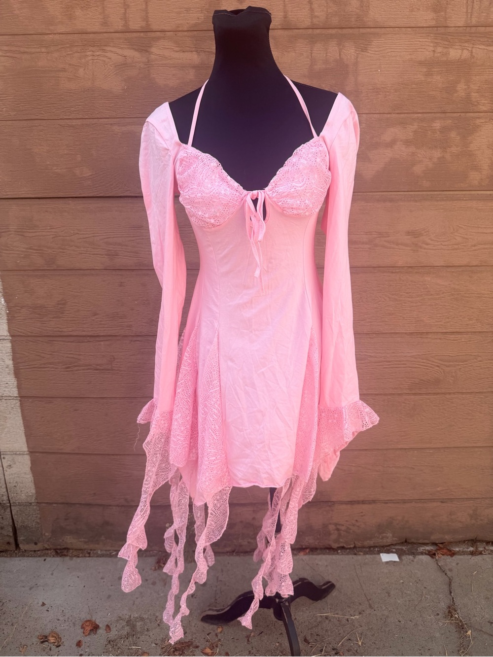 Sugar Thrillz Fairy Godet ruffled lace mini in pink